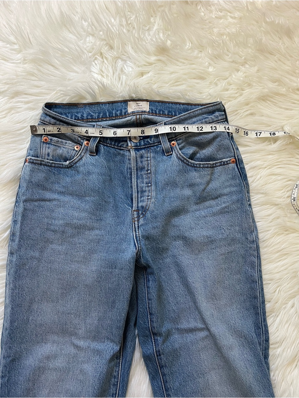 Levi’s 501 Curve Women’s Blue Denim Straight Jeans - Picture 4 of 9